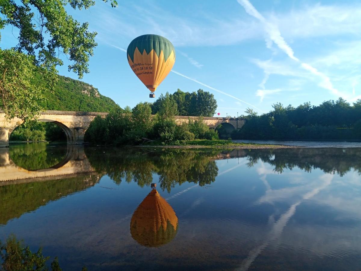 Au Pied Du Chateau - 5 A 11 Personnes - Baignade-Canoe-Piste Cyclable A 100 M Castelnaud-la-Chapelle Exterior foto